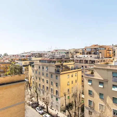 Rome Top Floor With Terrace-3